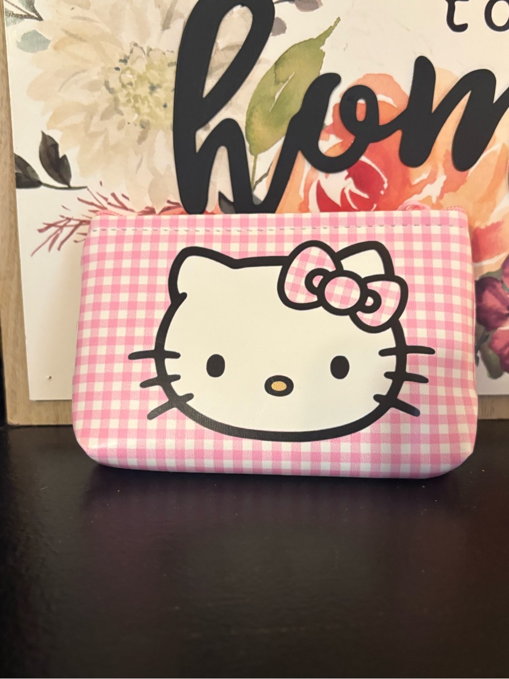 4/20♥️Hello Kitty Pink Gingham Coin Pouch